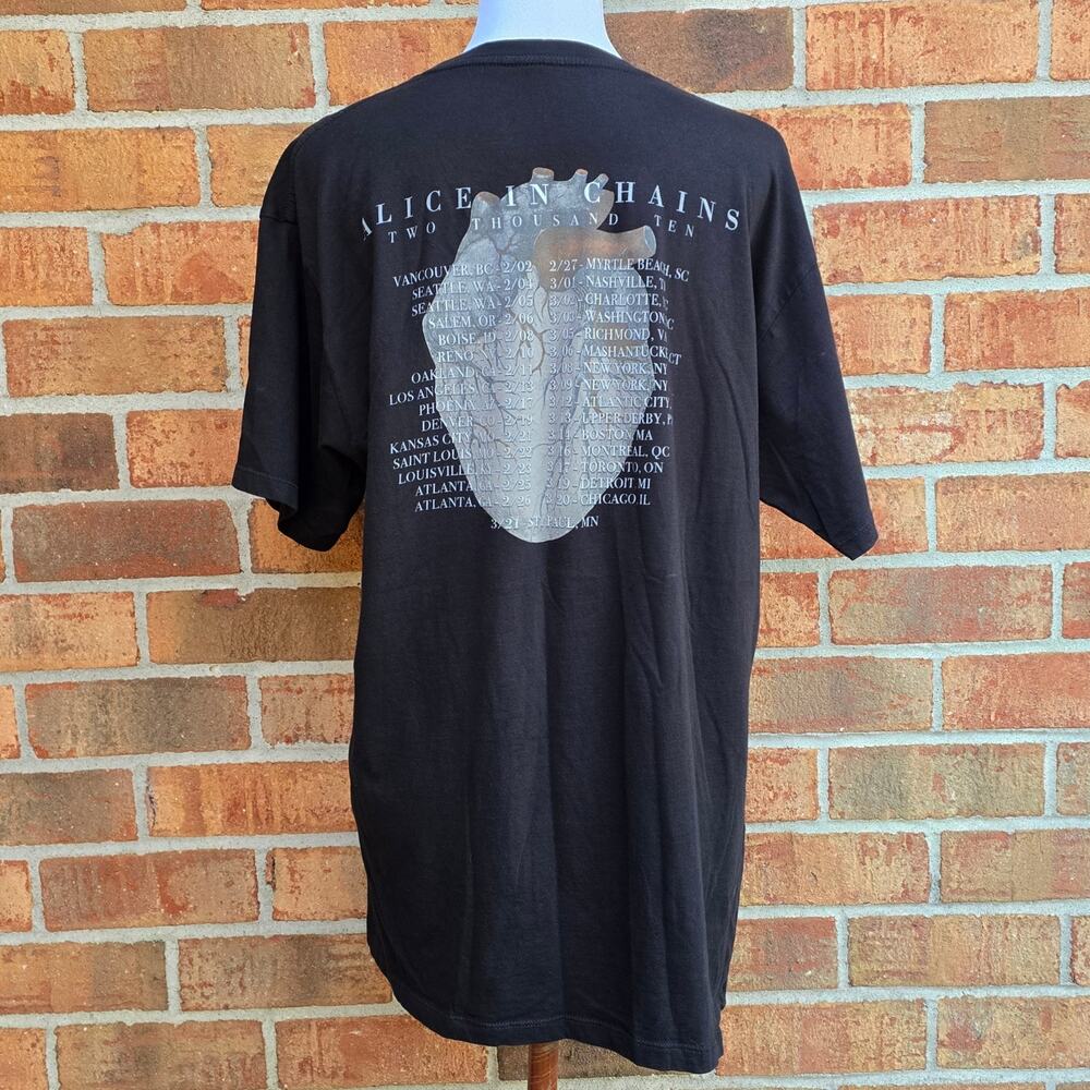 AiC Tshirt  XL Black Graphic Print Cotton Alice Chains Black Gives Way Blue 2010 - Picture 3 of 10
